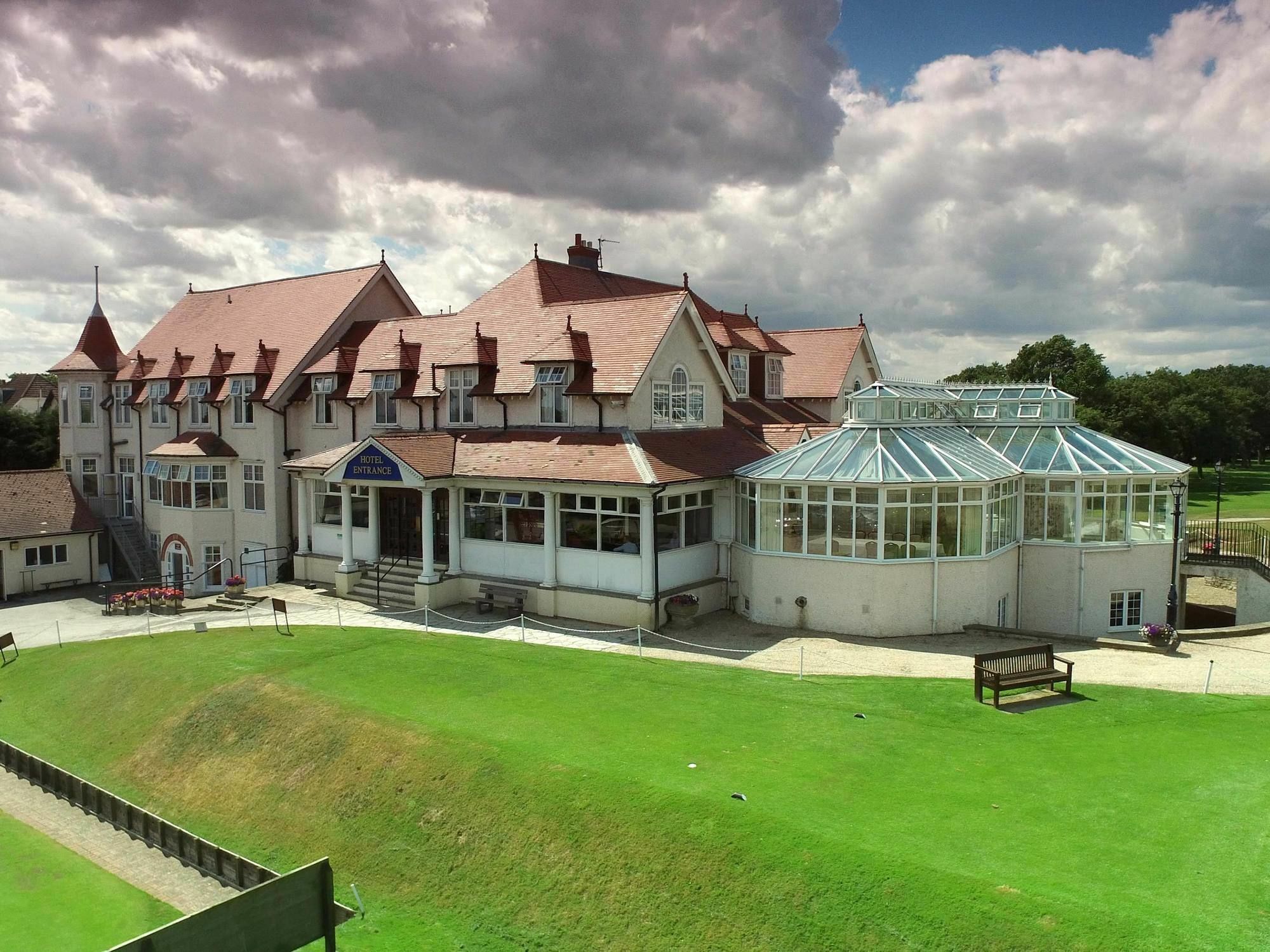 North Shore Hotel Скегнес Екстериор снимка